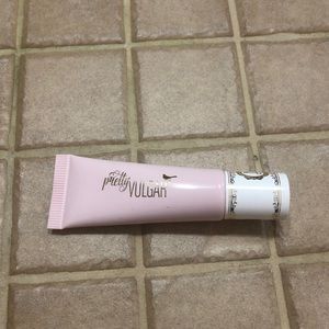 Pretty Vulgar Eyeshadow Primer 🕊